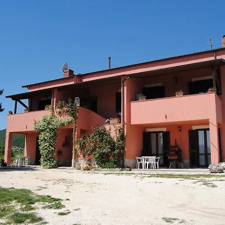 Holiday home Mille Glicini *
