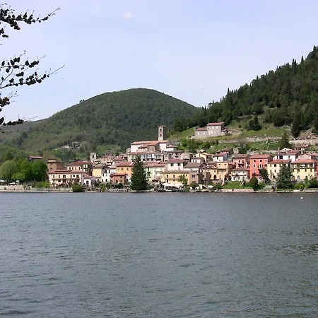 Mille Glicini Nyaraló Crocemaroggia