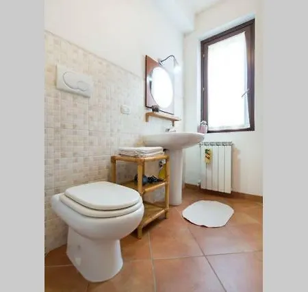 Mille Glicini Holiday home Crocemaroggia